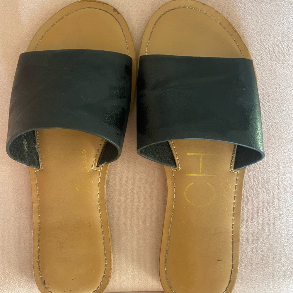 Size 6 shoes lightly used